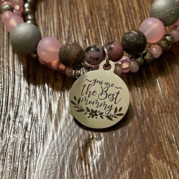 Handmade purple and pink you are the best mommy - Picture 3 of 7